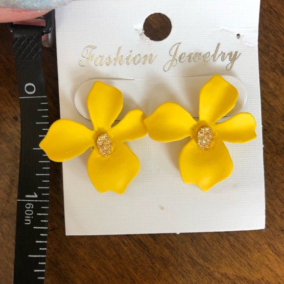 Yellow Boho Earring - Picture 3 of 3